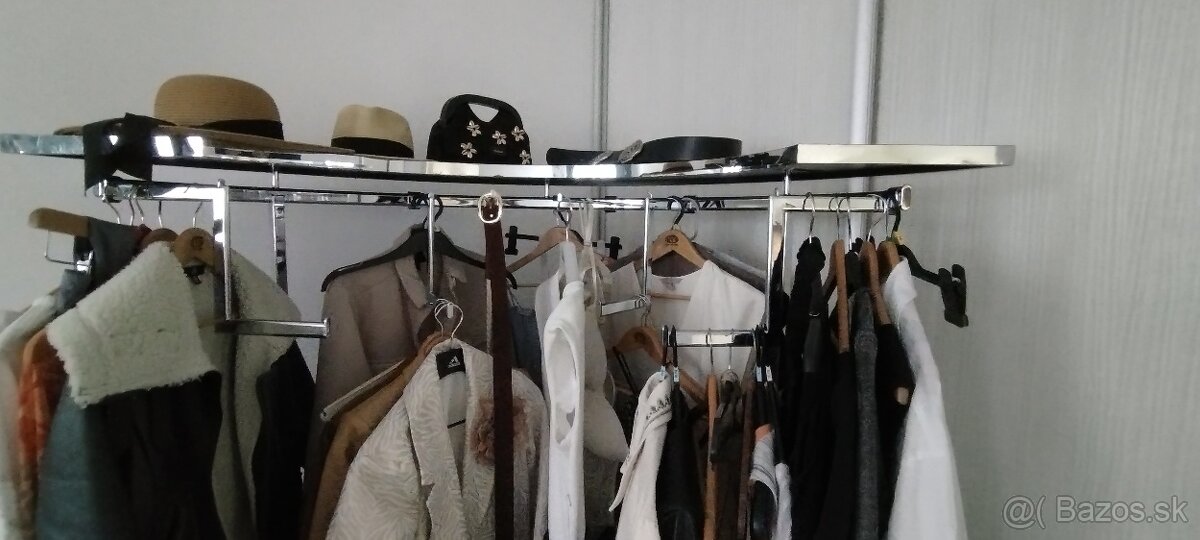 Štender na oblečenie - 2