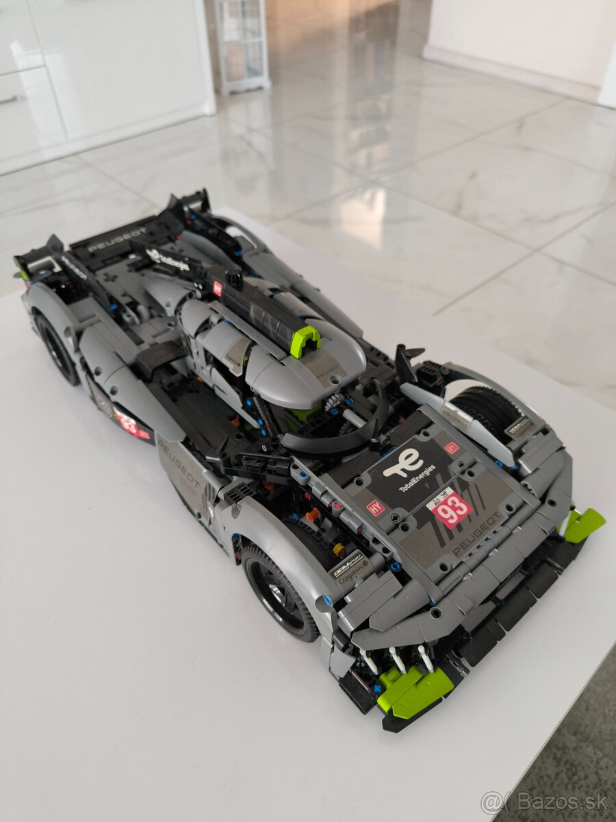 Predaj Lego Technic 42156 PEUGEOT 9X8 24H Le Mans Hybridný h - 2