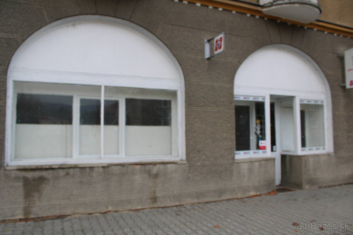 EXKLUZÍVNE-SPEKTRUM REALITY- Na Predaj Obchodný priestor 70 - 2