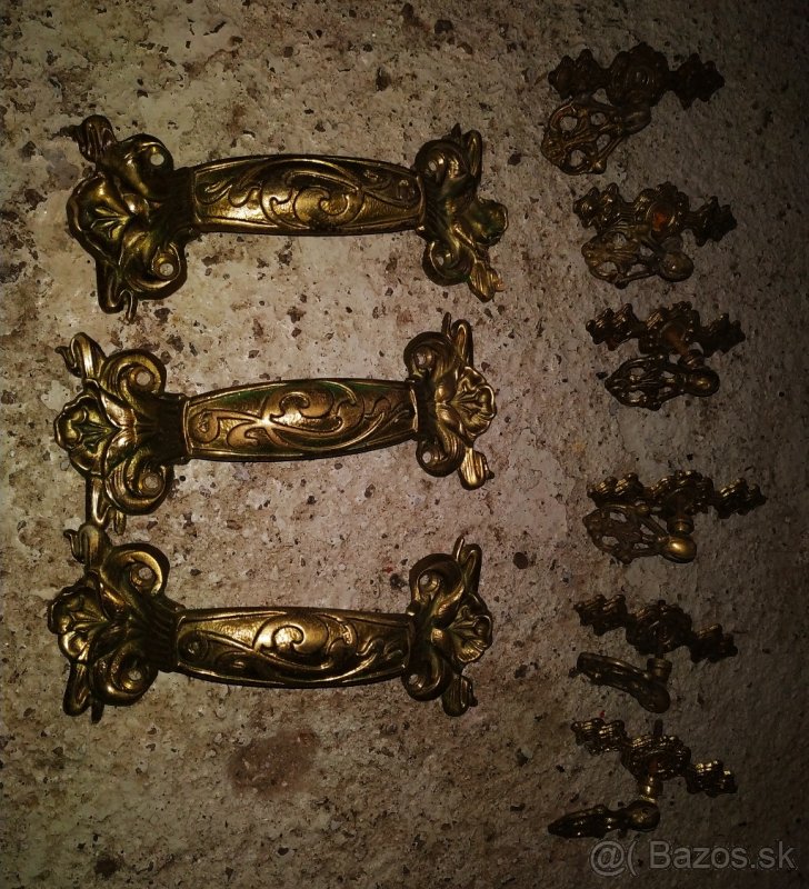 Starožitné kovanie - 2