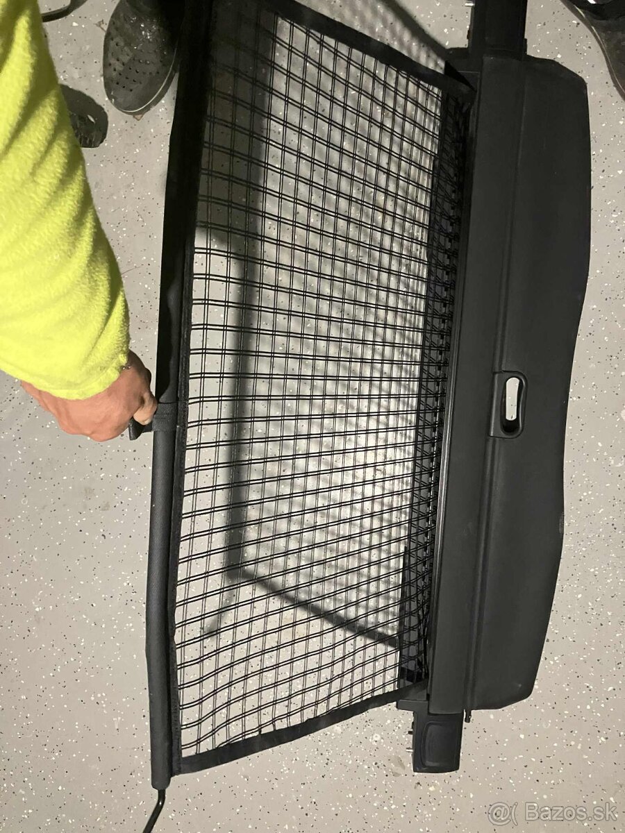 Predám roletu do kufra BMW 3 E91 - 2