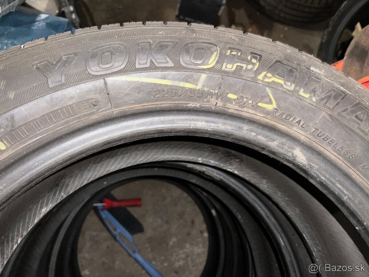 Yokohama celoročne 225/55 R17 97V - 2