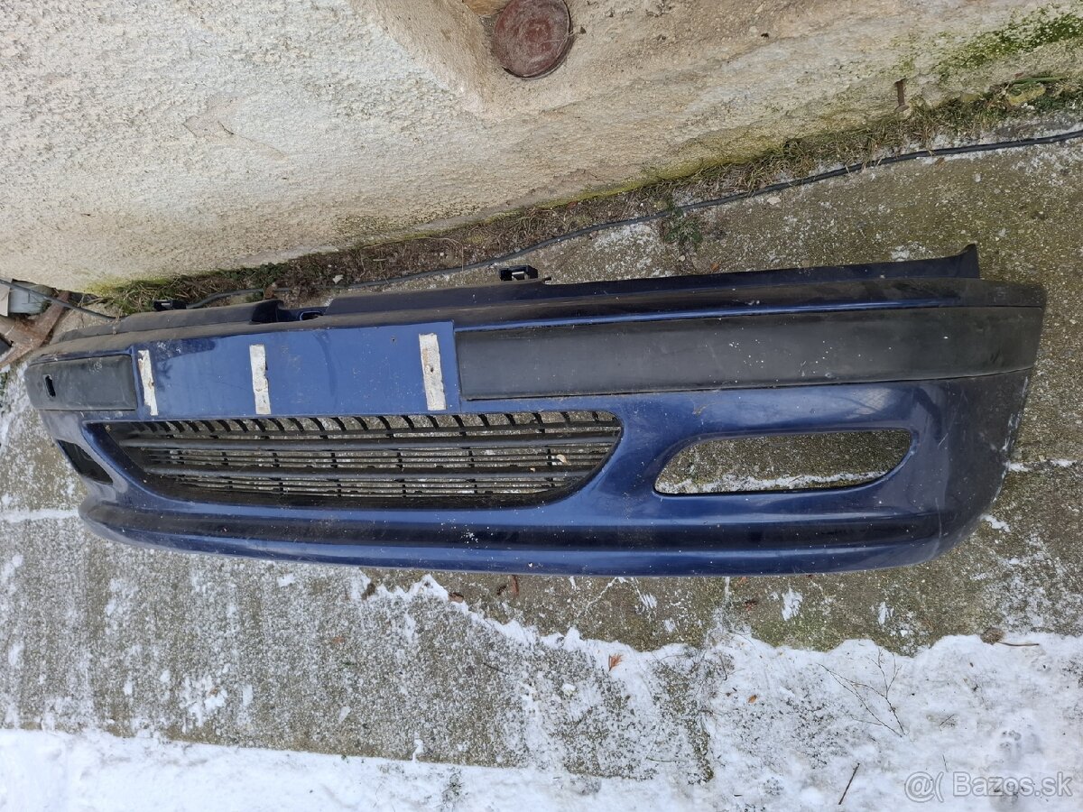 Predný nárazník Peugeot 406 - 2