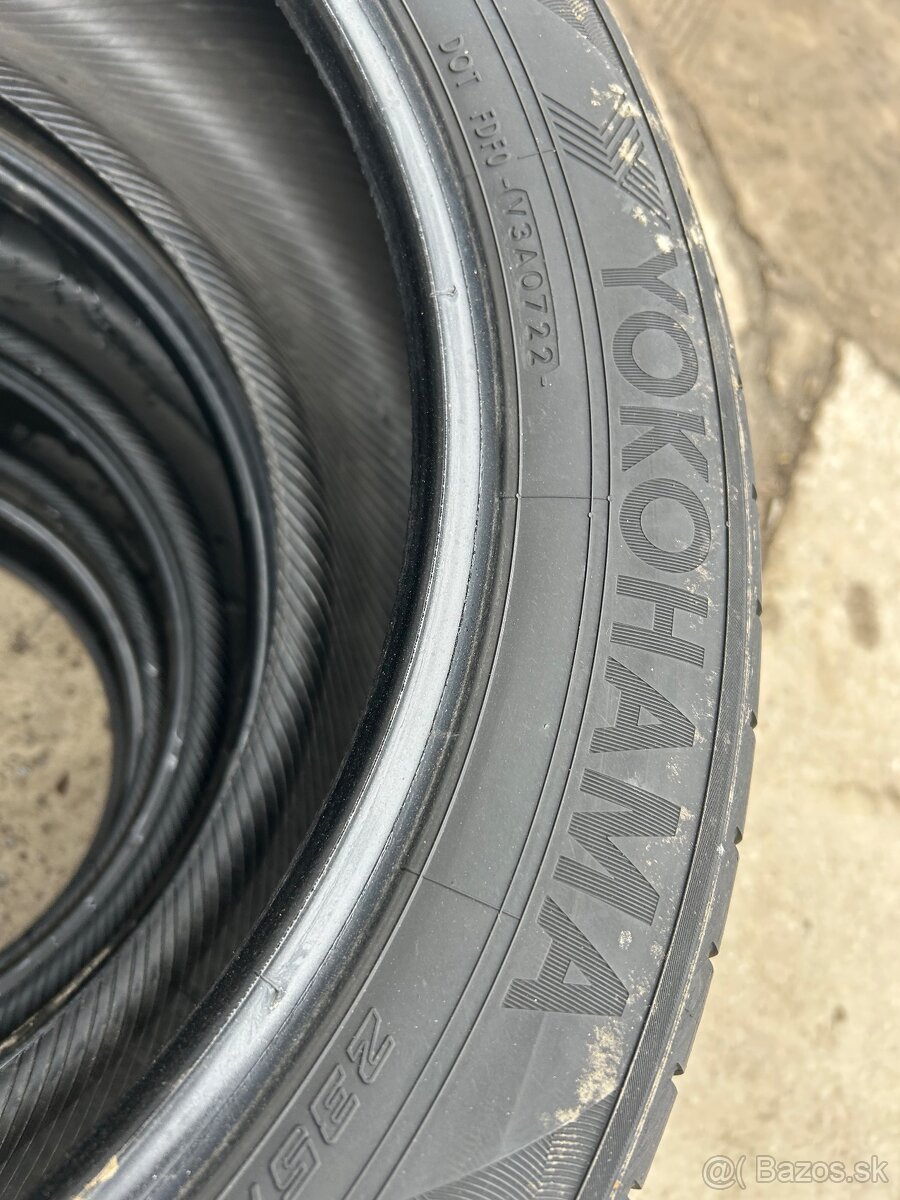 235/55r19 - 2