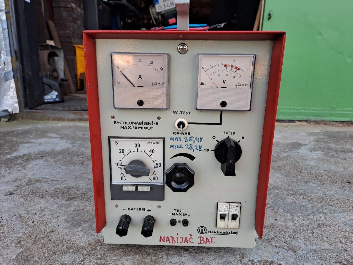 Nabíjačka batérií NB22G - 2