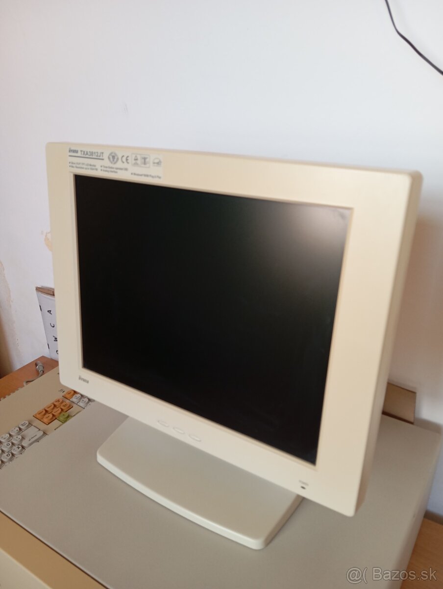 Monitor iiyama tft Pc - 2