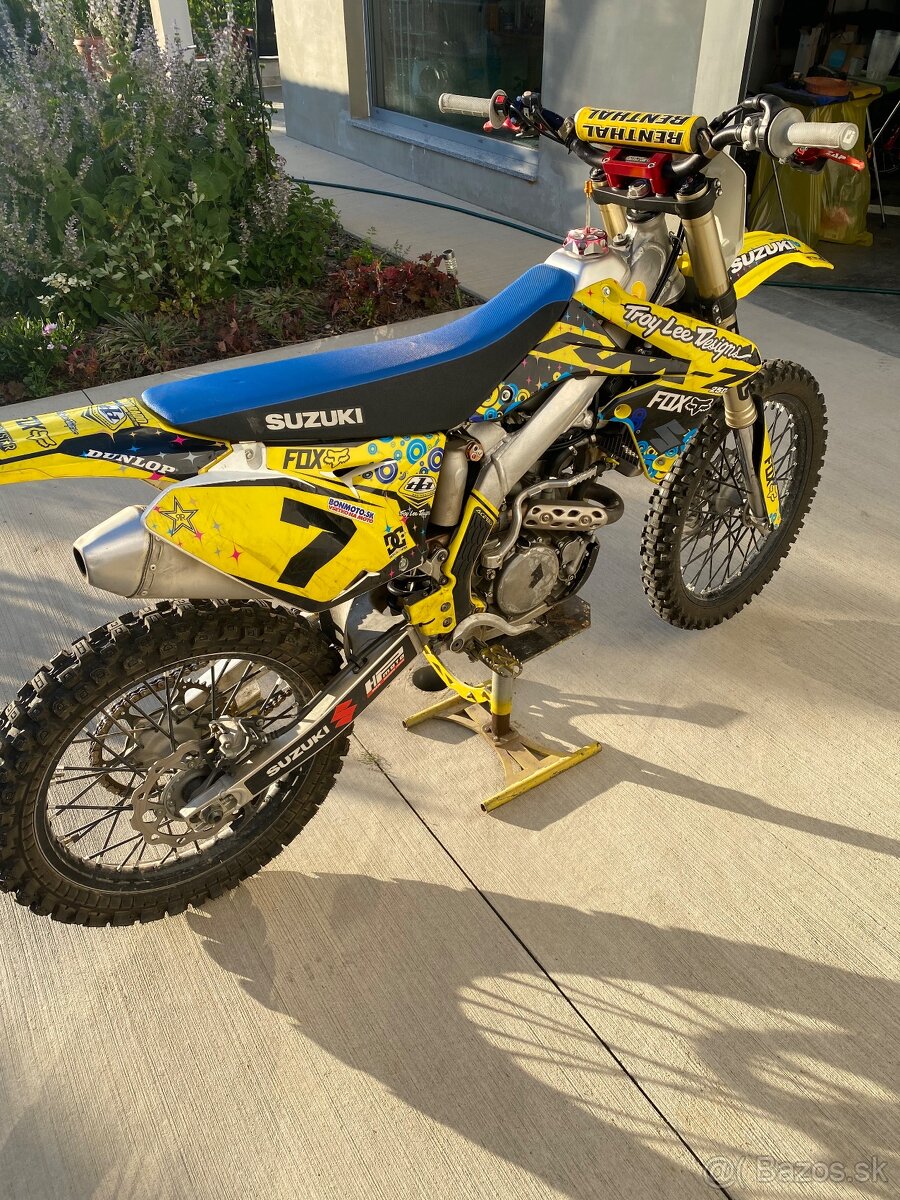 RMZ 250