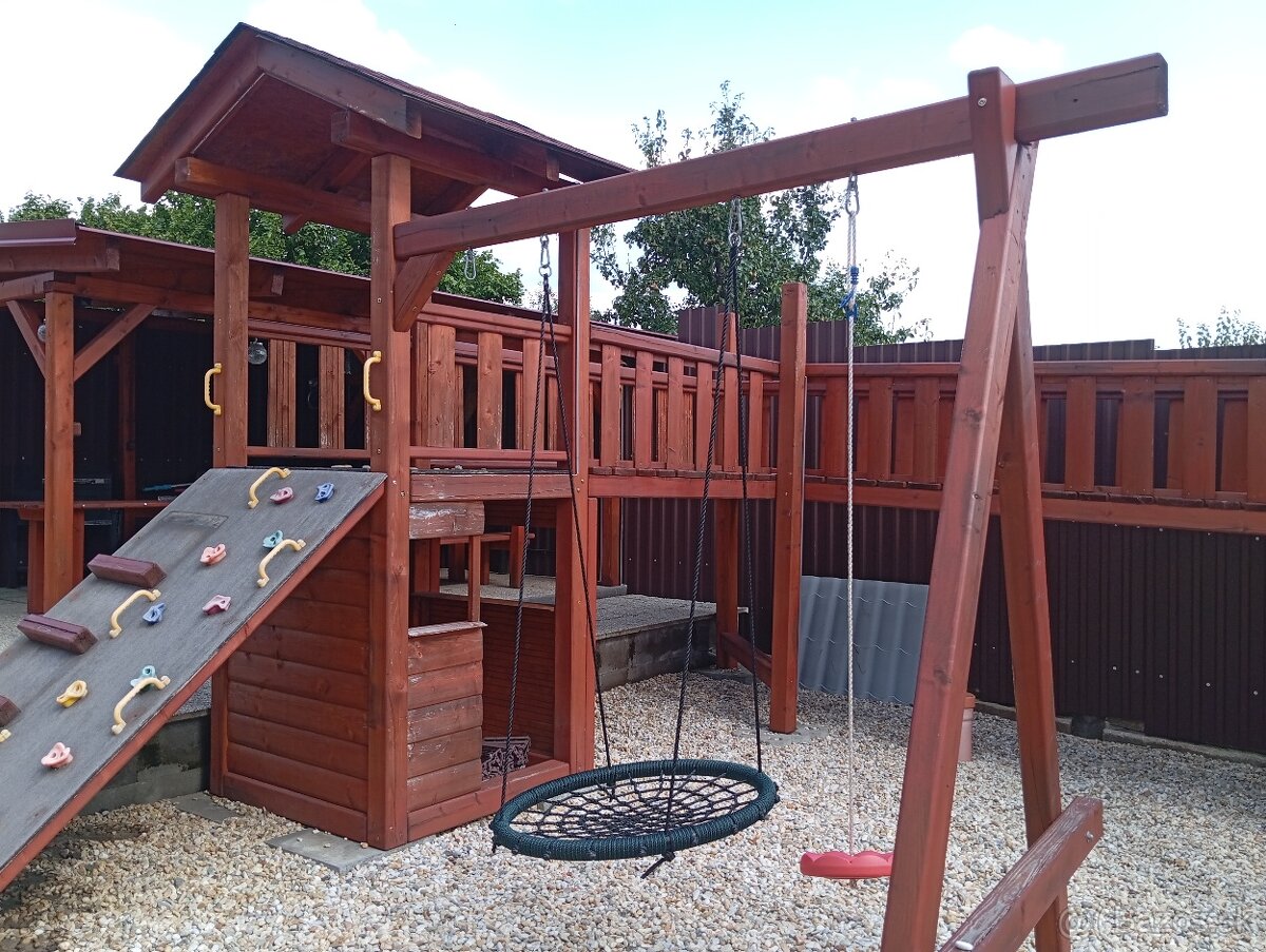 Detské ihrisko hojdačka šmýkačka detské preliezky a domčeky - 2