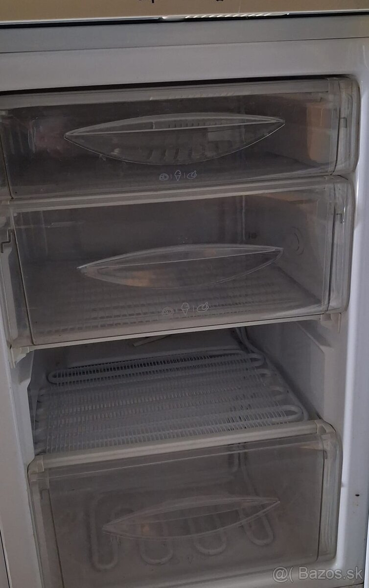 Predám chladničku LG - 2