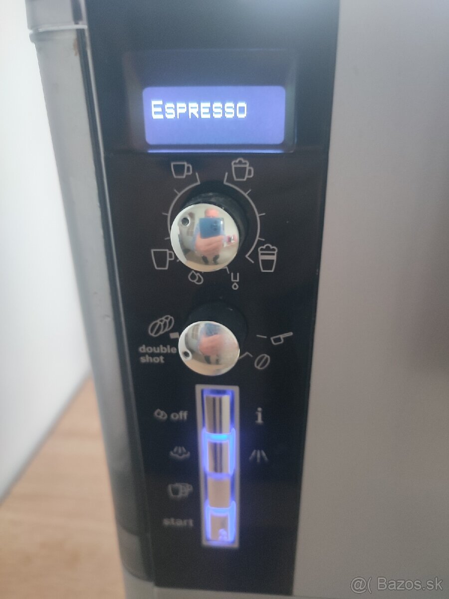 Automaticky kávovar Siemens EQ 5 Macchiato Plus - 2