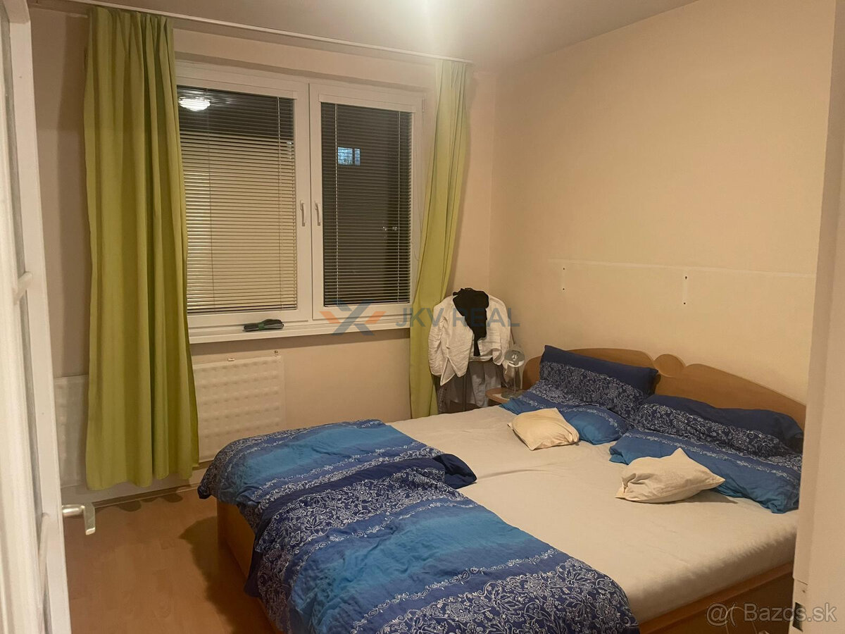 Priestranný 3 izbový byt - 2