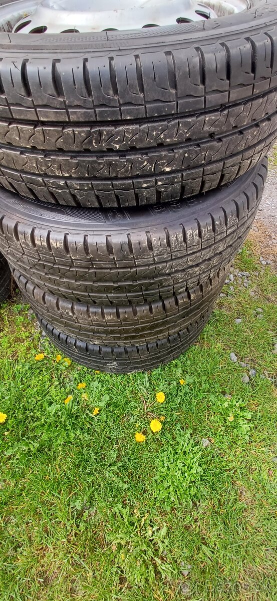 Predám kolesá na VW Transportér, Multivan. - 2