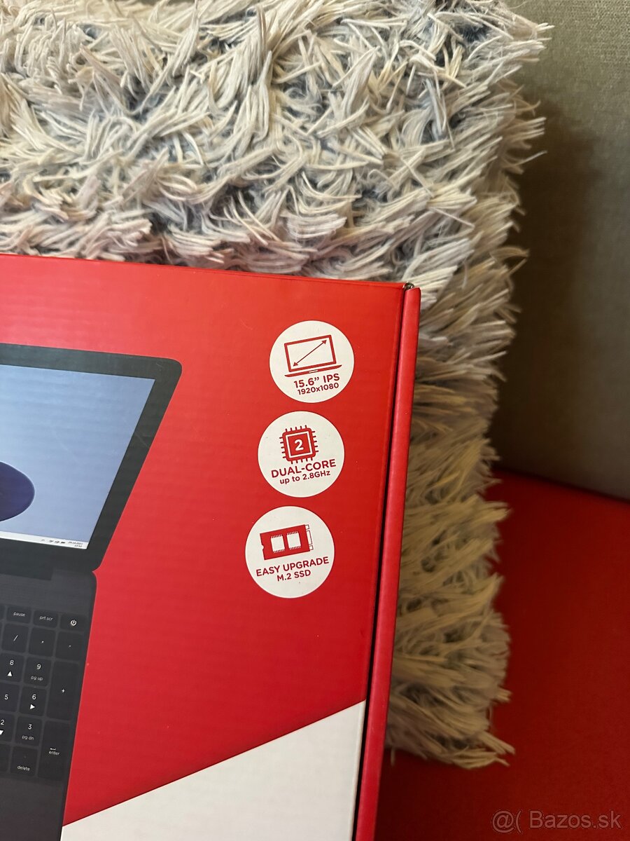 Nový UMAX Visionbook N15R (nerozbalený) - 2