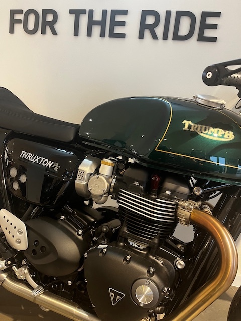 Predám TRIUMPH THRUXTON 1200RS FE - 2