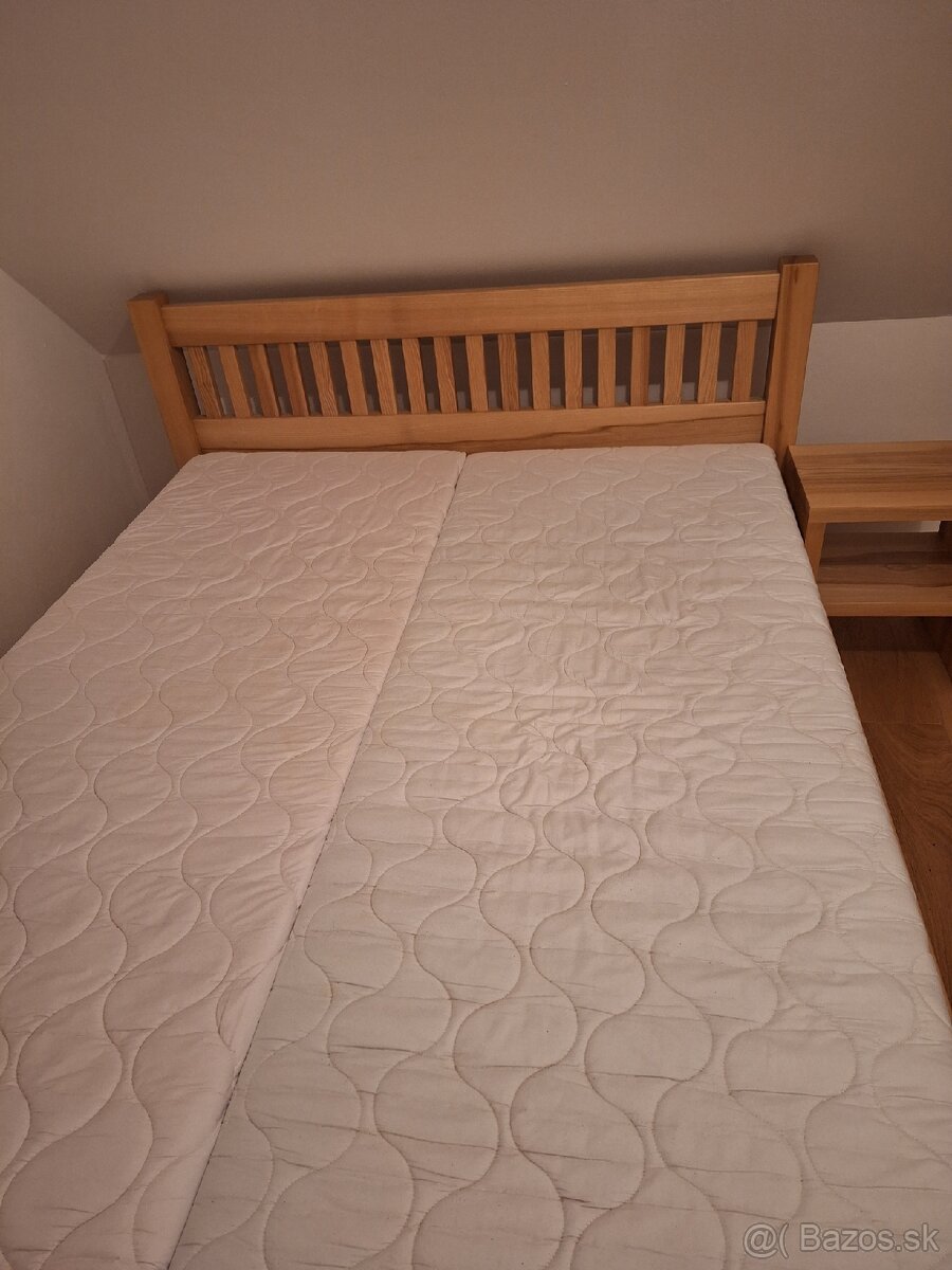 Predam masivnu manzelsku postel - 2