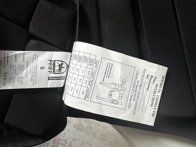 Jazdecká vesta Pfiff. - 2