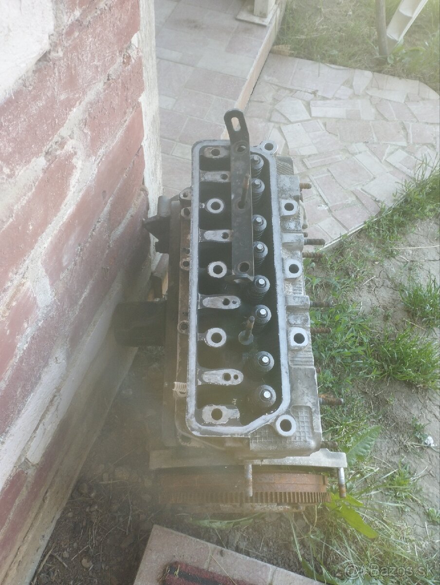 Predám motor Felicia 1.3 MPI - 2