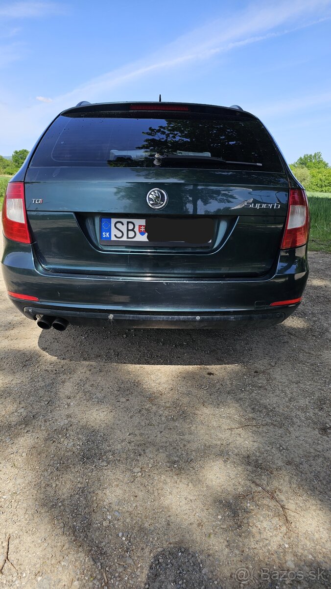 Superb Combi - 2
