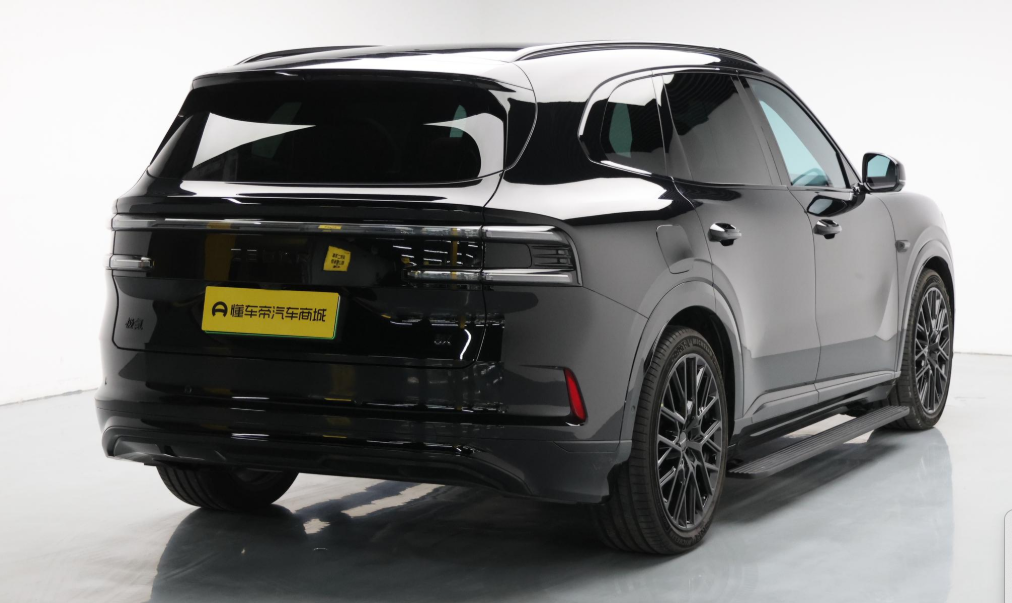 Zeekr 8X 70kWh Ultra+ 900 hp - 2