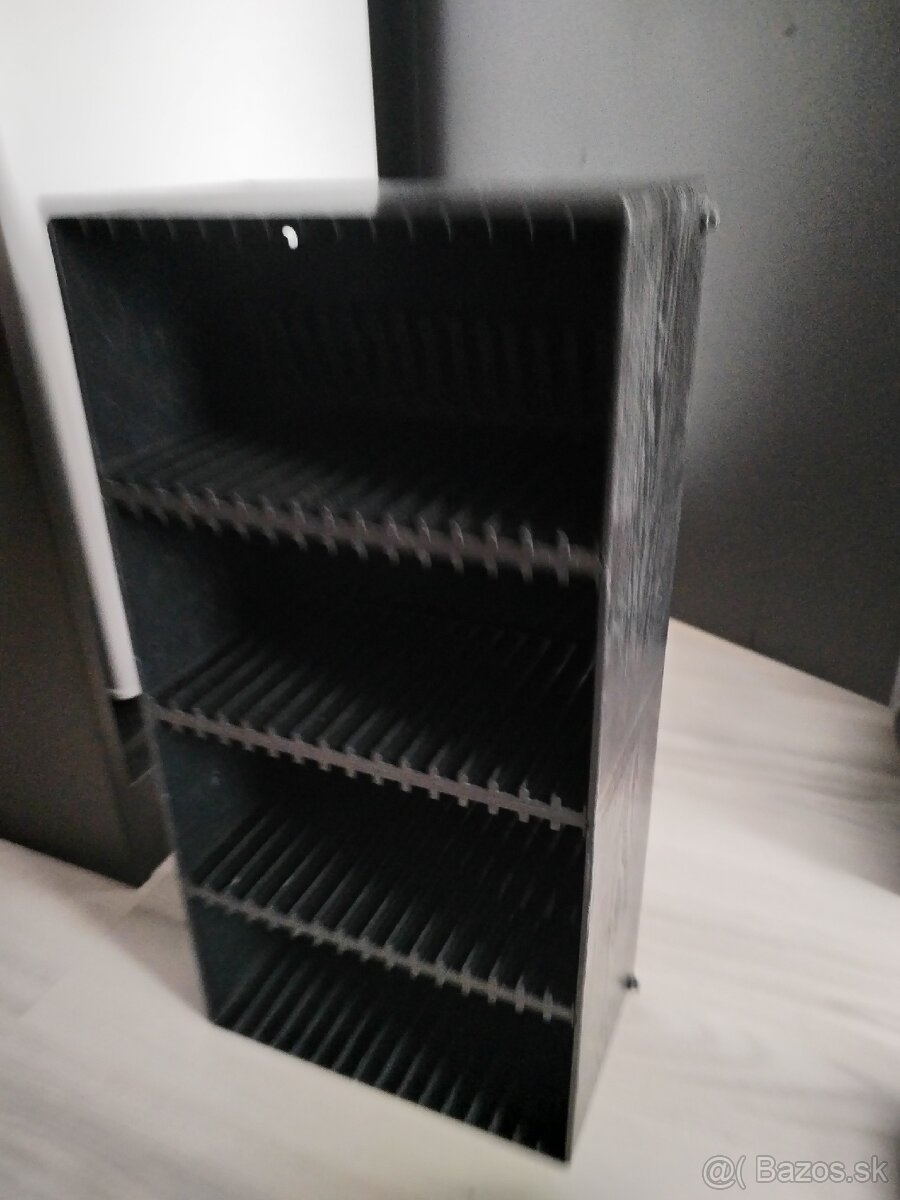 Odkladač na CD čierny - 2