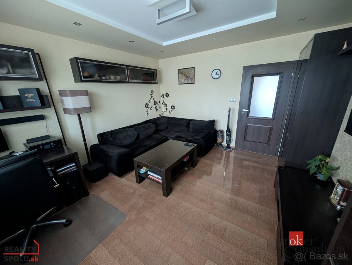 Moderný, 2 izbový byt, kompletná rekonštrukcia, Banská Bystr - 2