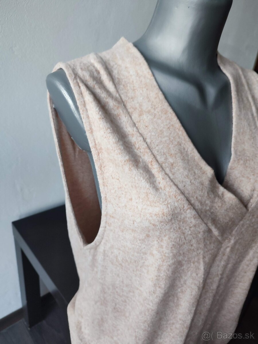 Vesta alebo upletove šaty STRADIVARIUS vel. 38 - 40 - 2