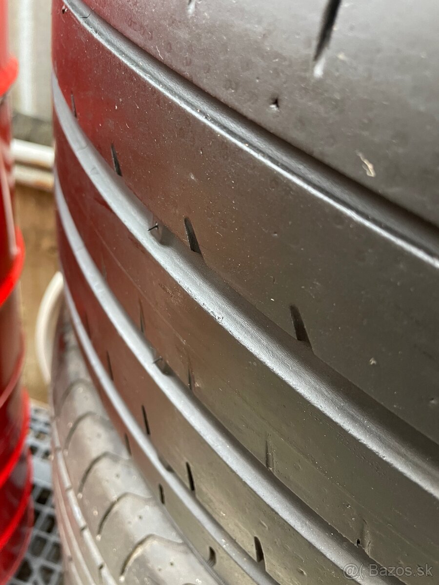 Yokohama 285/40 R21 letné - 2