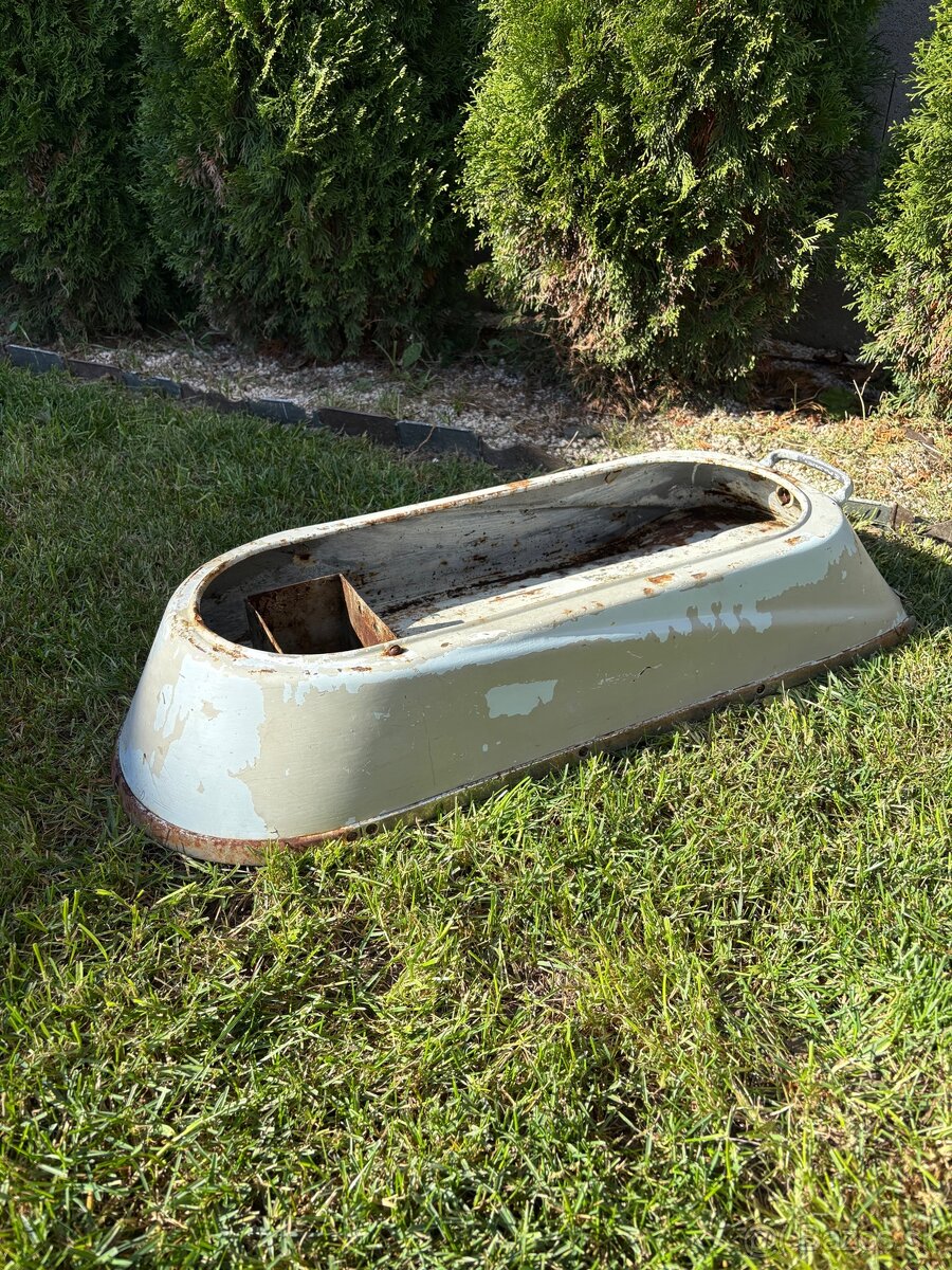 Podsedlovy plech čz 175 skúter - 2