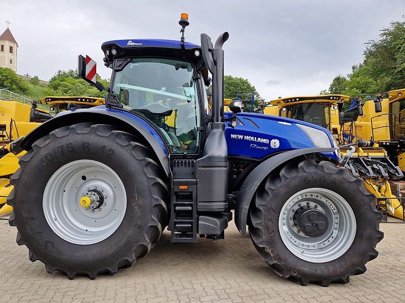 Traktor New Holland T7.340 HD Blue Power + RTK - 2