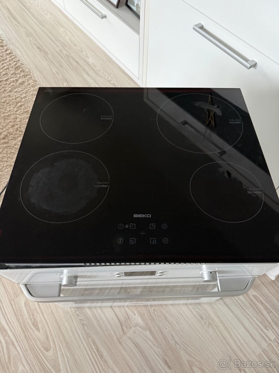 Teplovzdušná rúra a varná doska BEKO - 2
