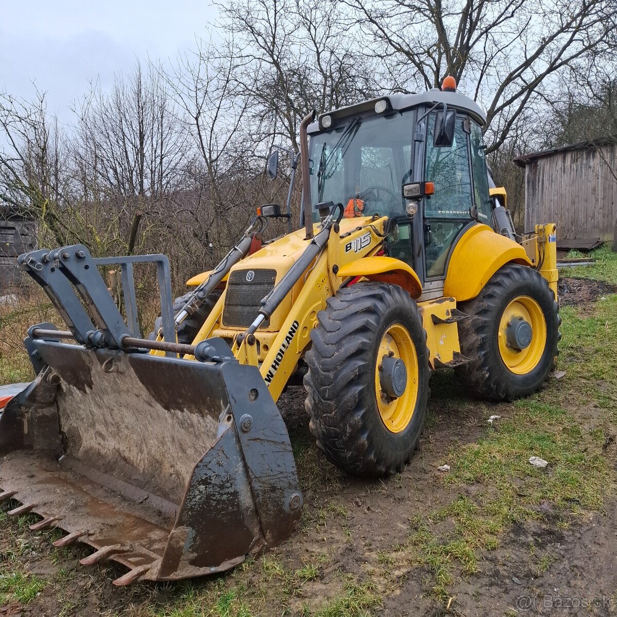 NEW HOLLAND B115 - 2
