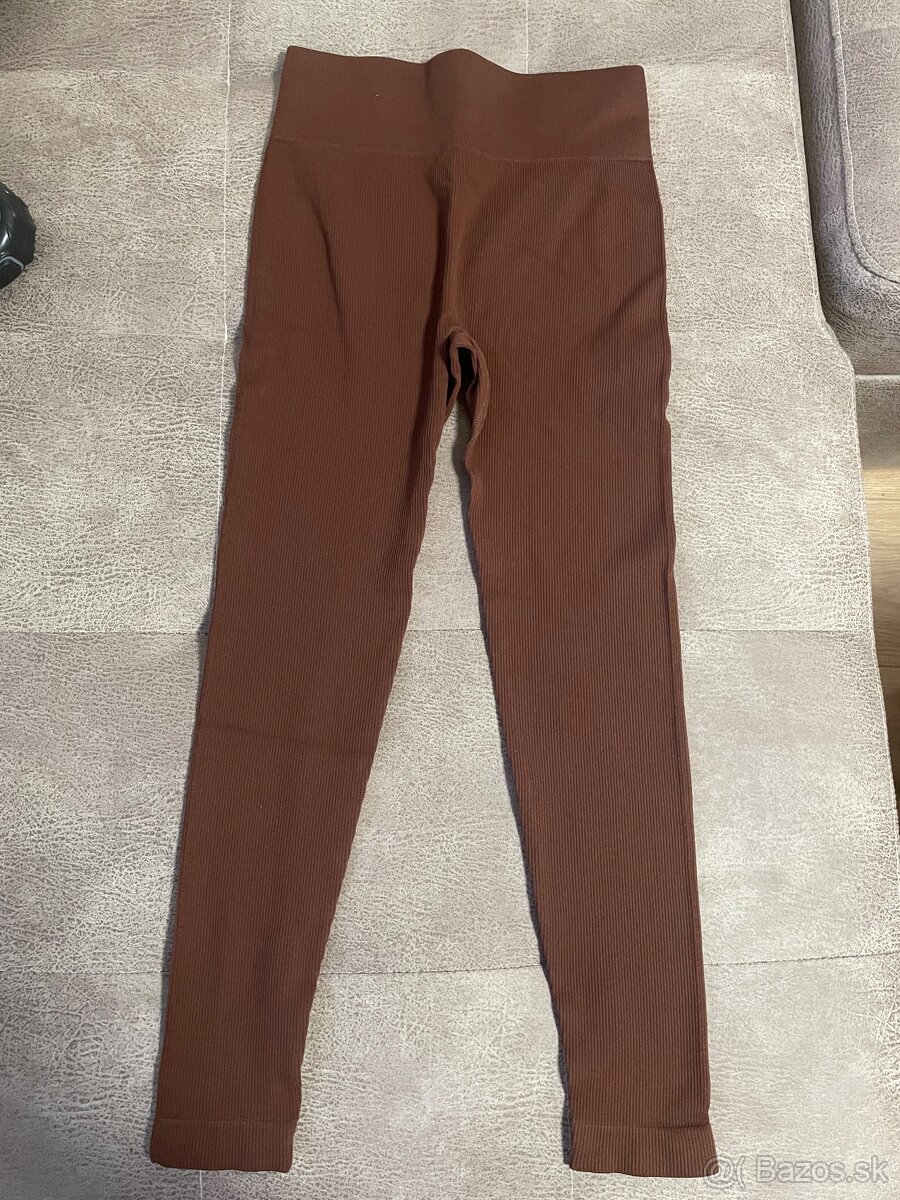 Hnede rebrovane leginy S - 2