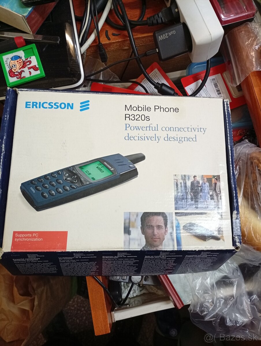 Ericsson R320s - 2