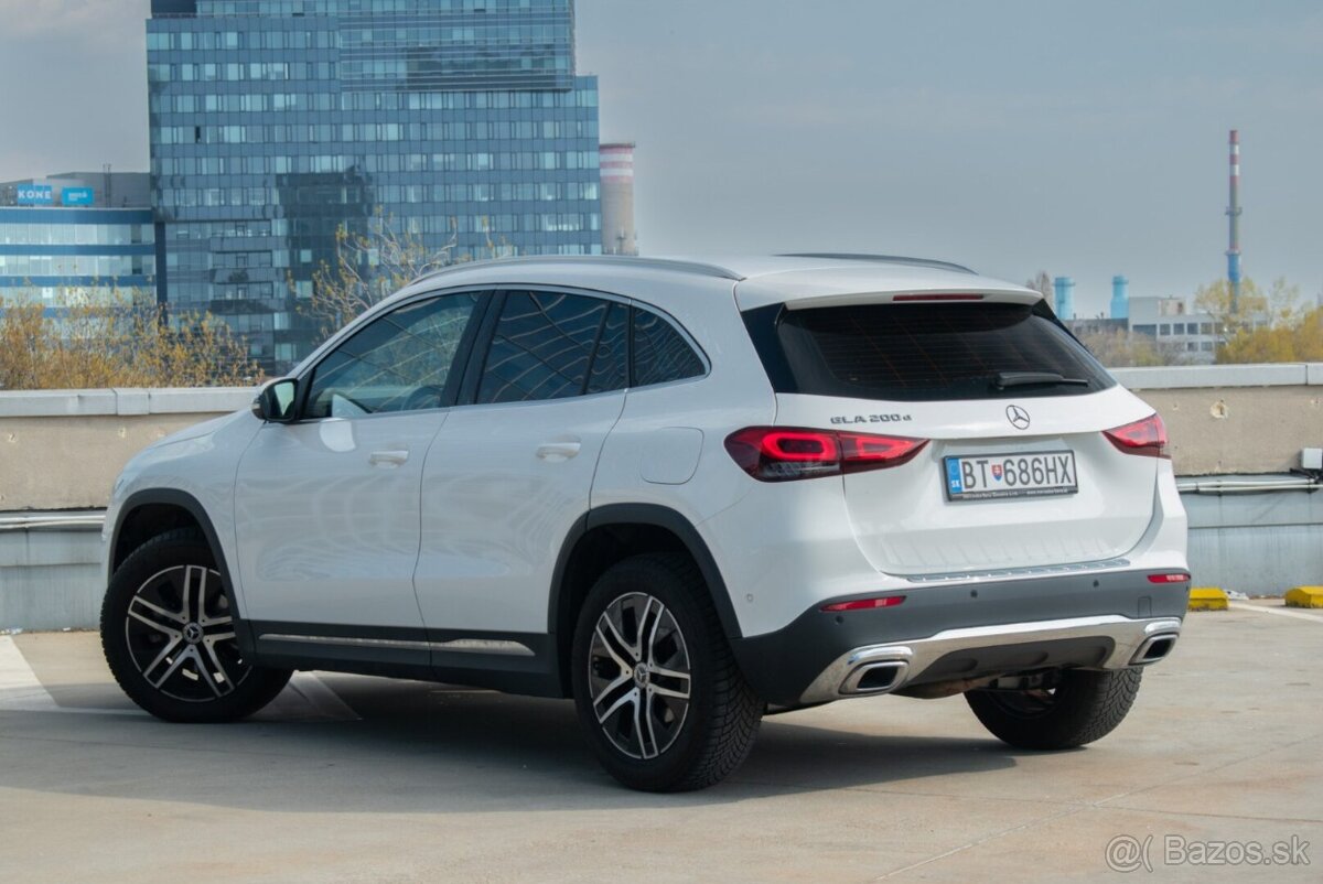 Mercedes-Benz GLA 200d A/T 110kw - 2