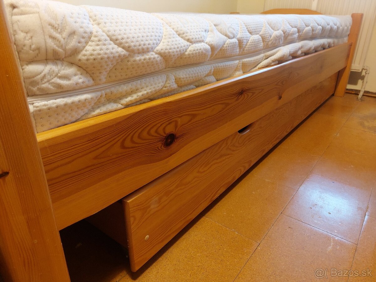 Predam postel z masivu - 2