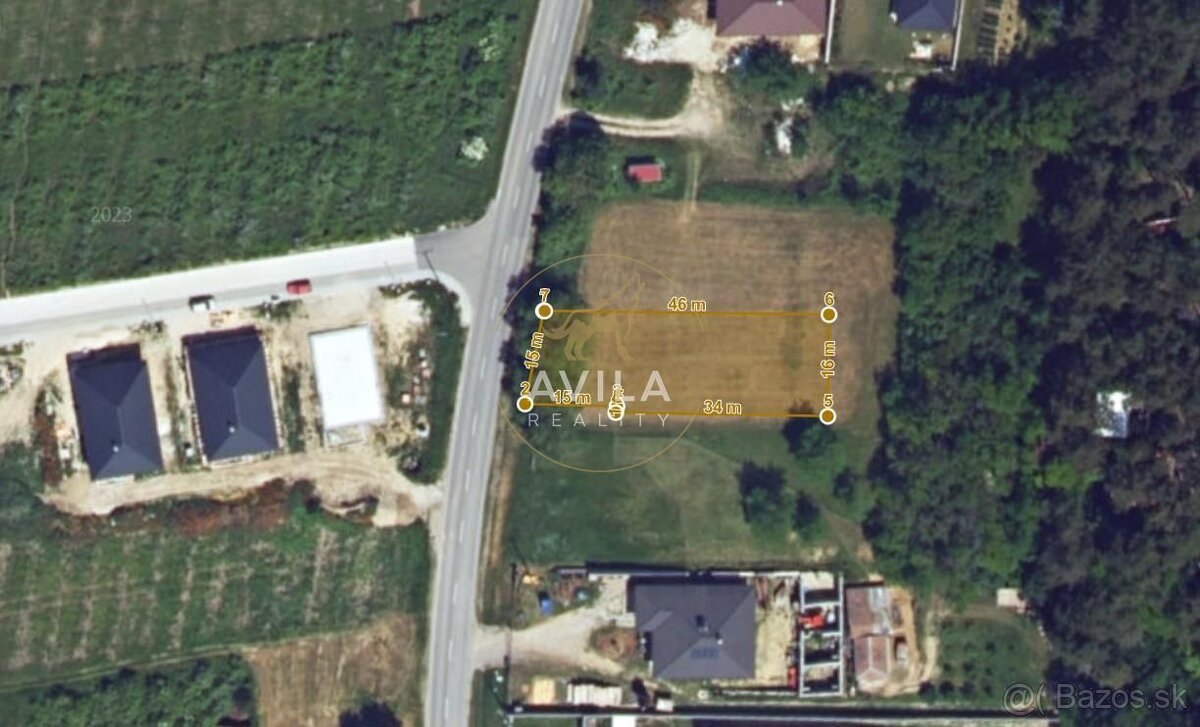 REZERVOVANÝ: stavebný pozemok 800m2 - Koplotovce - 2