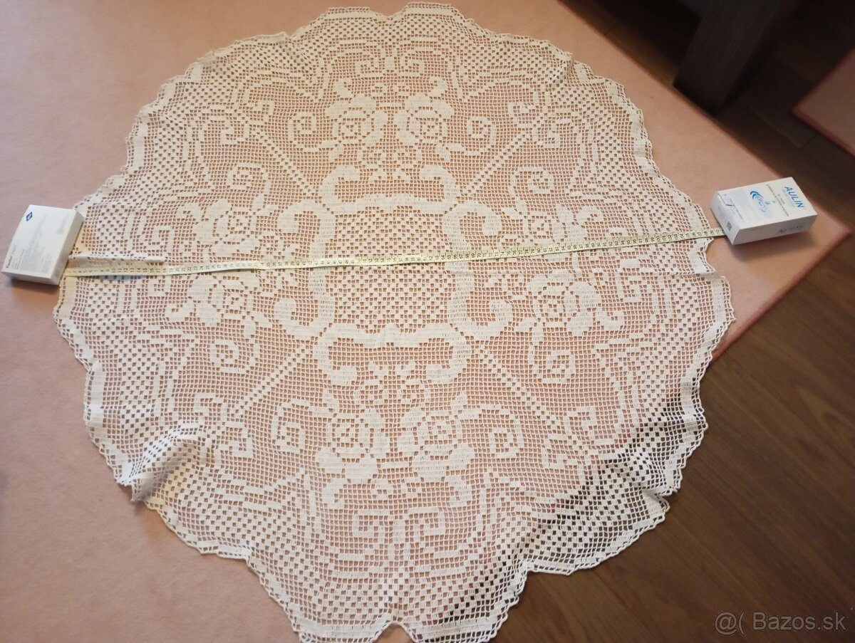 Háčkované dečky, obrusy - 2