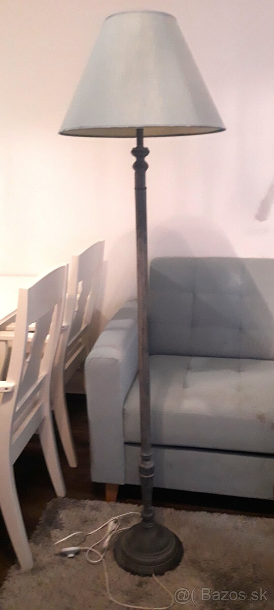 Predám vysokú stojacu lampu - ako nová - 2