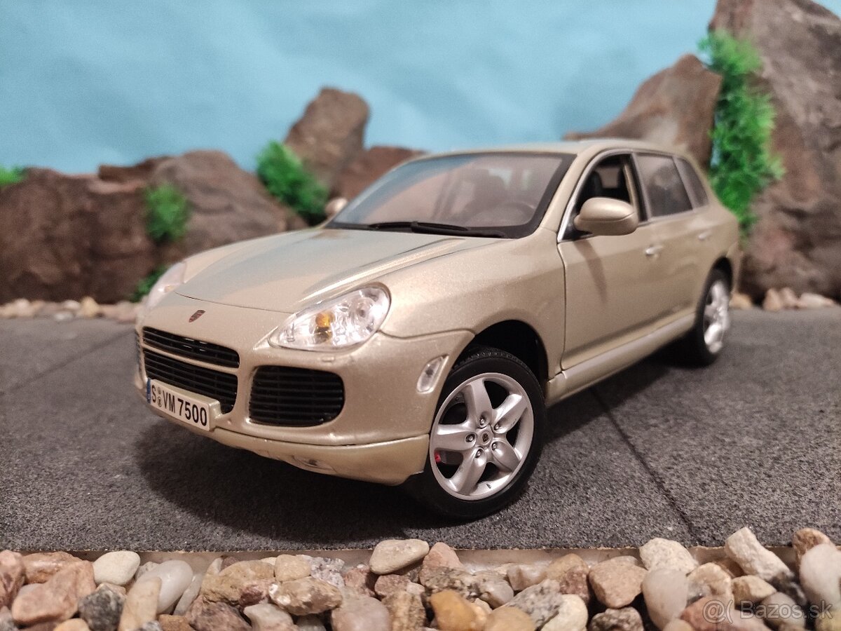Prodám model 1:18 Porsche cayenne turbo - 2