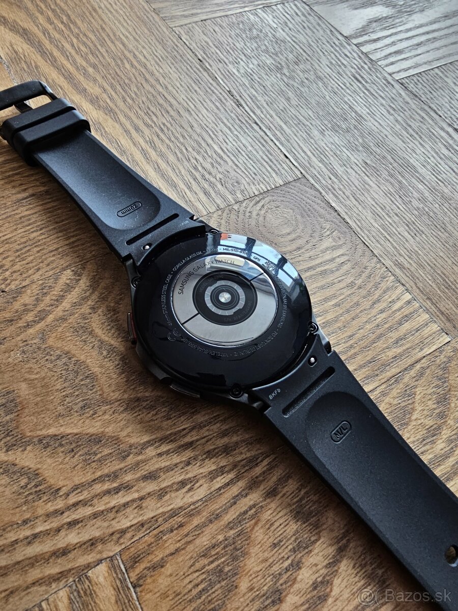 SAMSUNG GALAXY WATCH 4 CLASSIC - 2