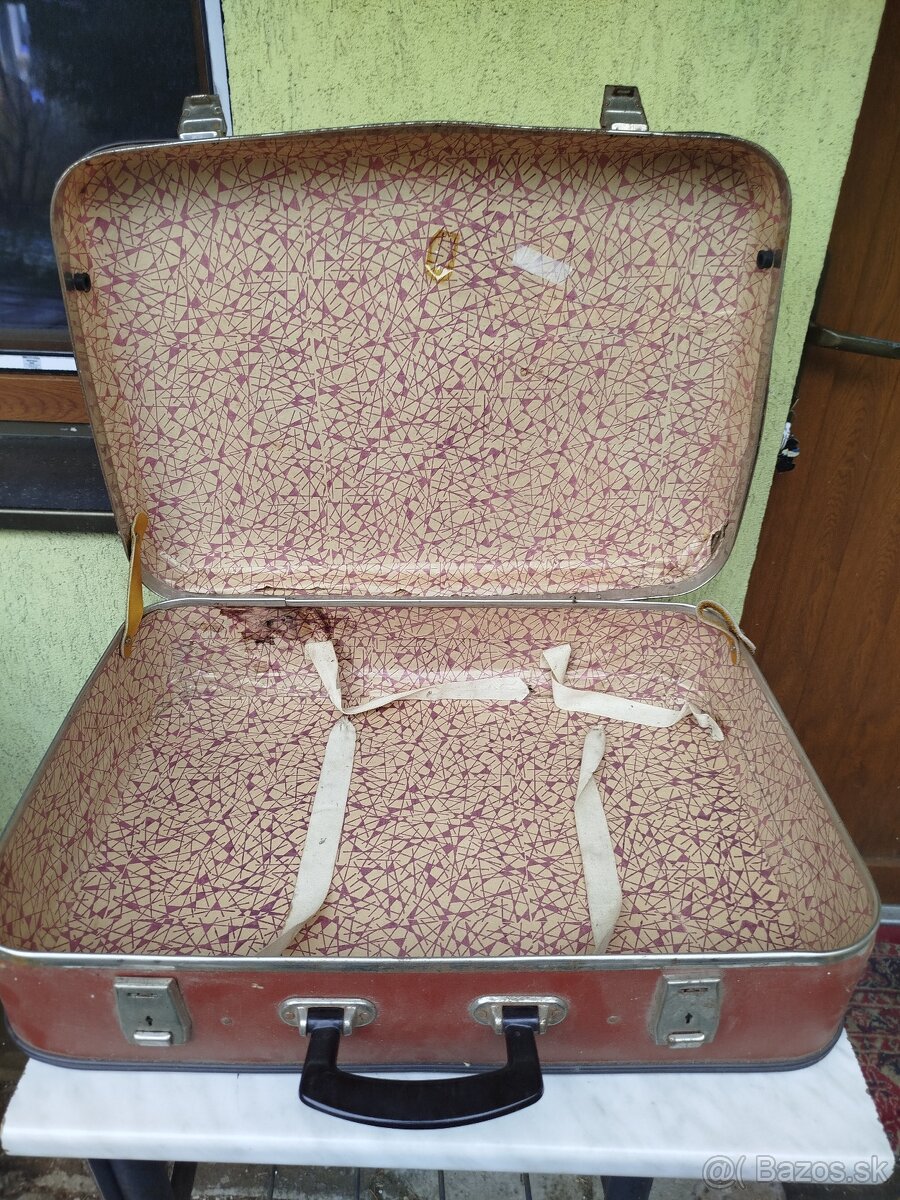 Starozitny kufor - 2