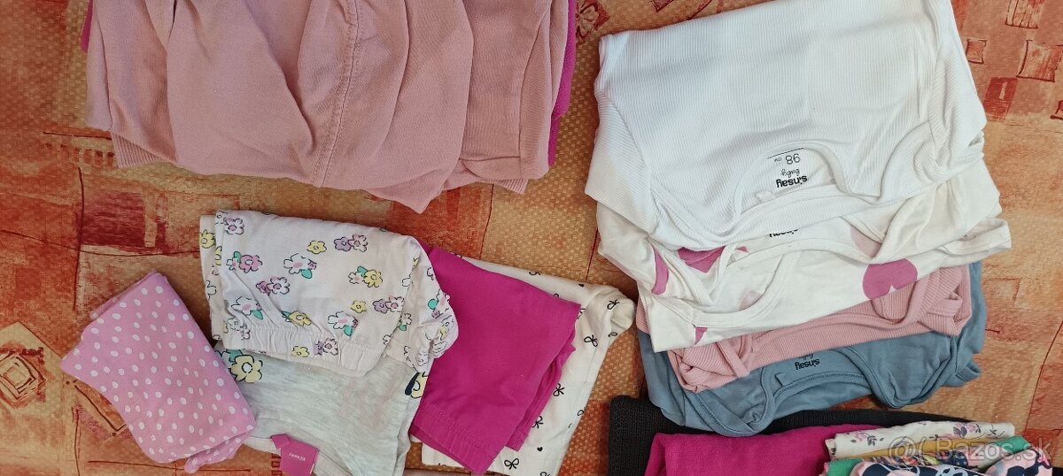 Oblečenie pre dievča 98 a 104 - 2