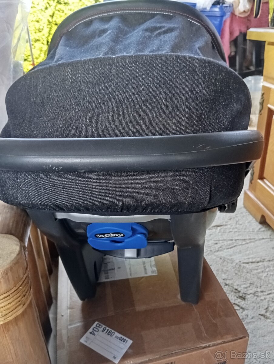 Detská autosedačka vajíčko PEG Perego - 2