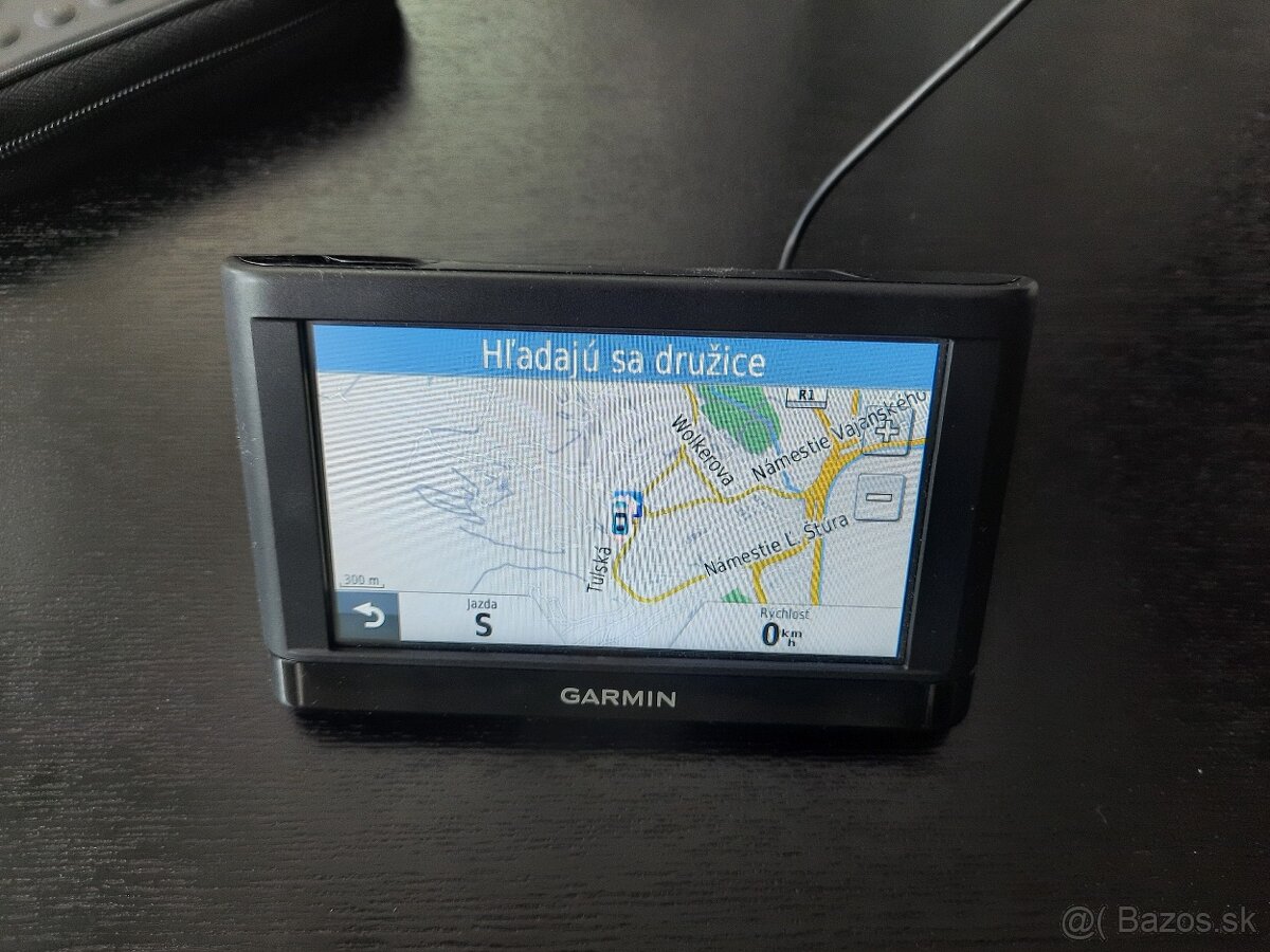 Predám navigáciu Garmin NUVI 42LM - 2