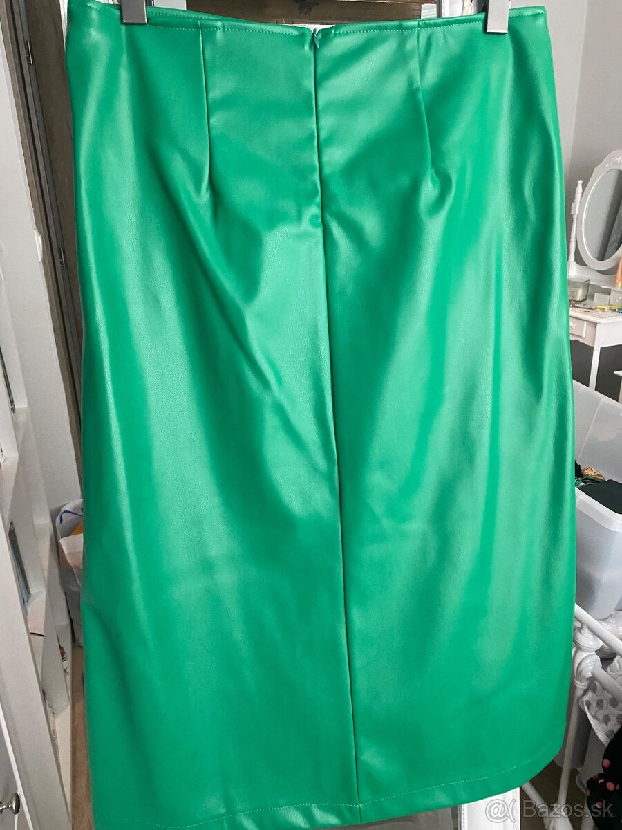 Zelena kozenkova sukna - 2