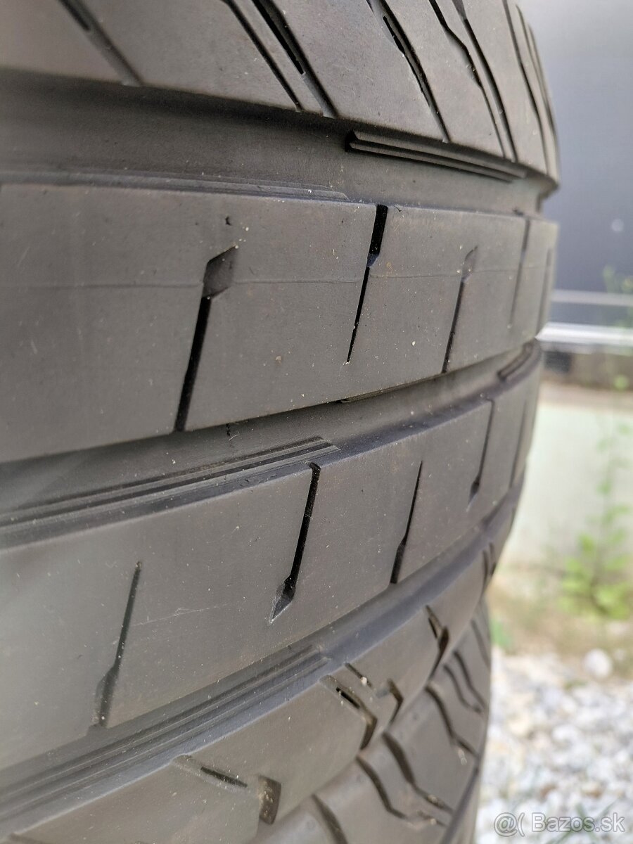 4x letne Continental 235/65R16 C - 2