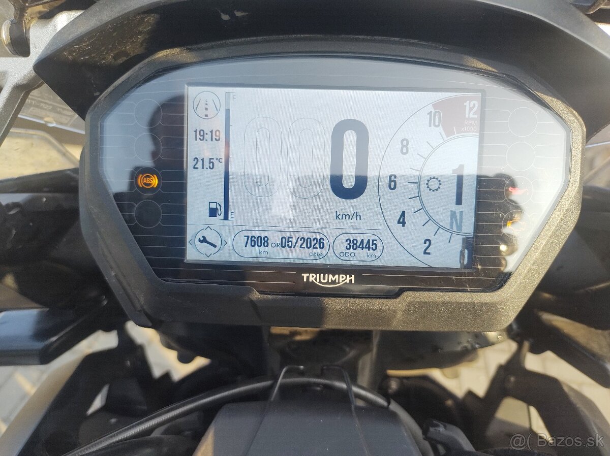 Triumph tiger 1200