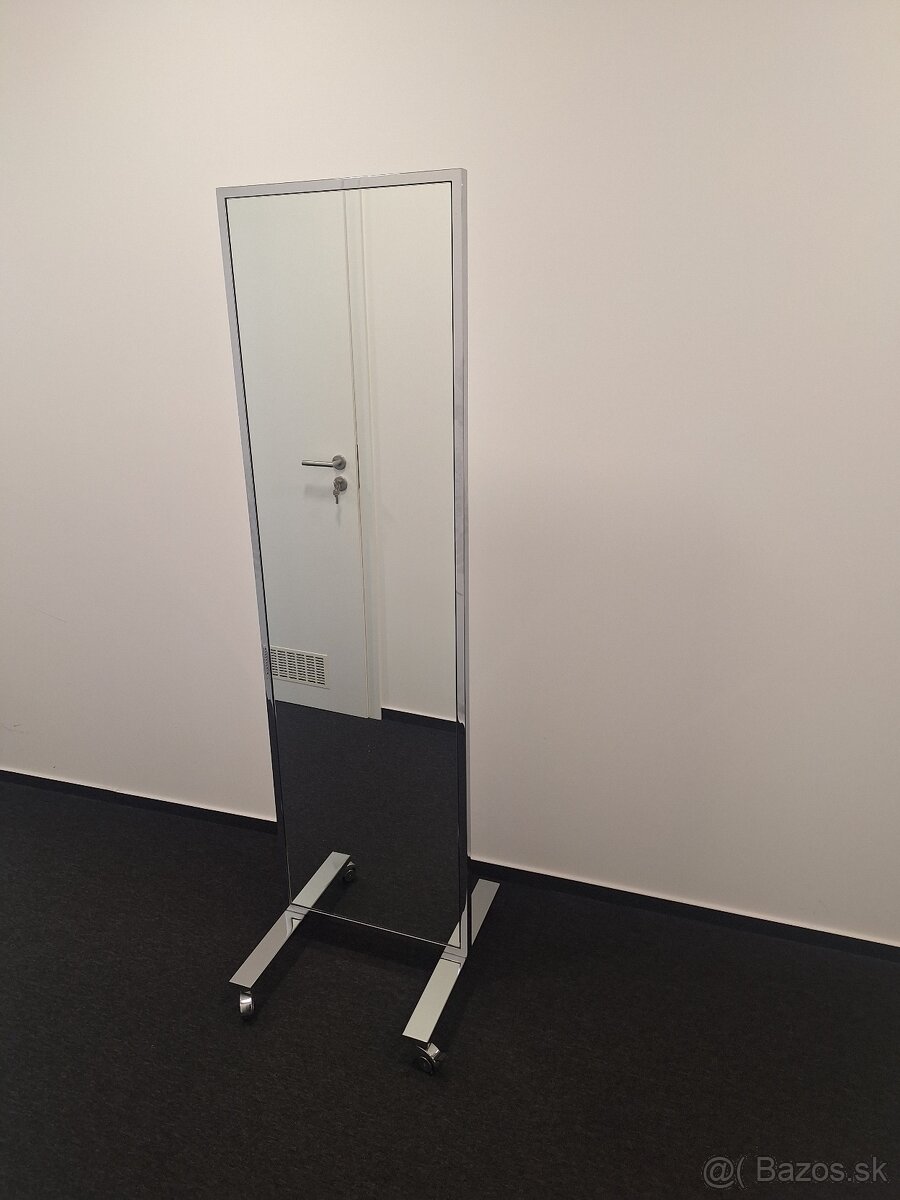 Obojstranné zrkadlo (výška 180 cm) na kolieskach – položka 2 - 2