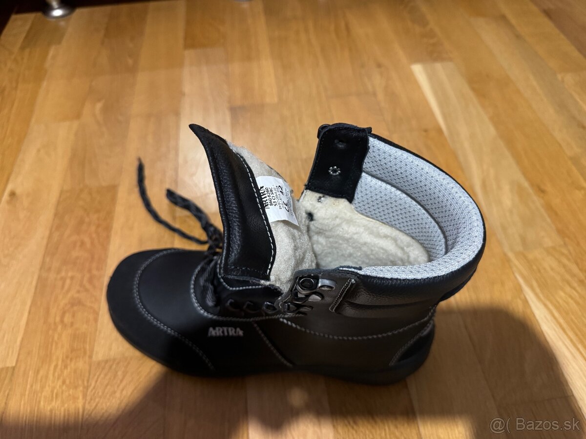 Predám zateplené pracovné topánky - 2