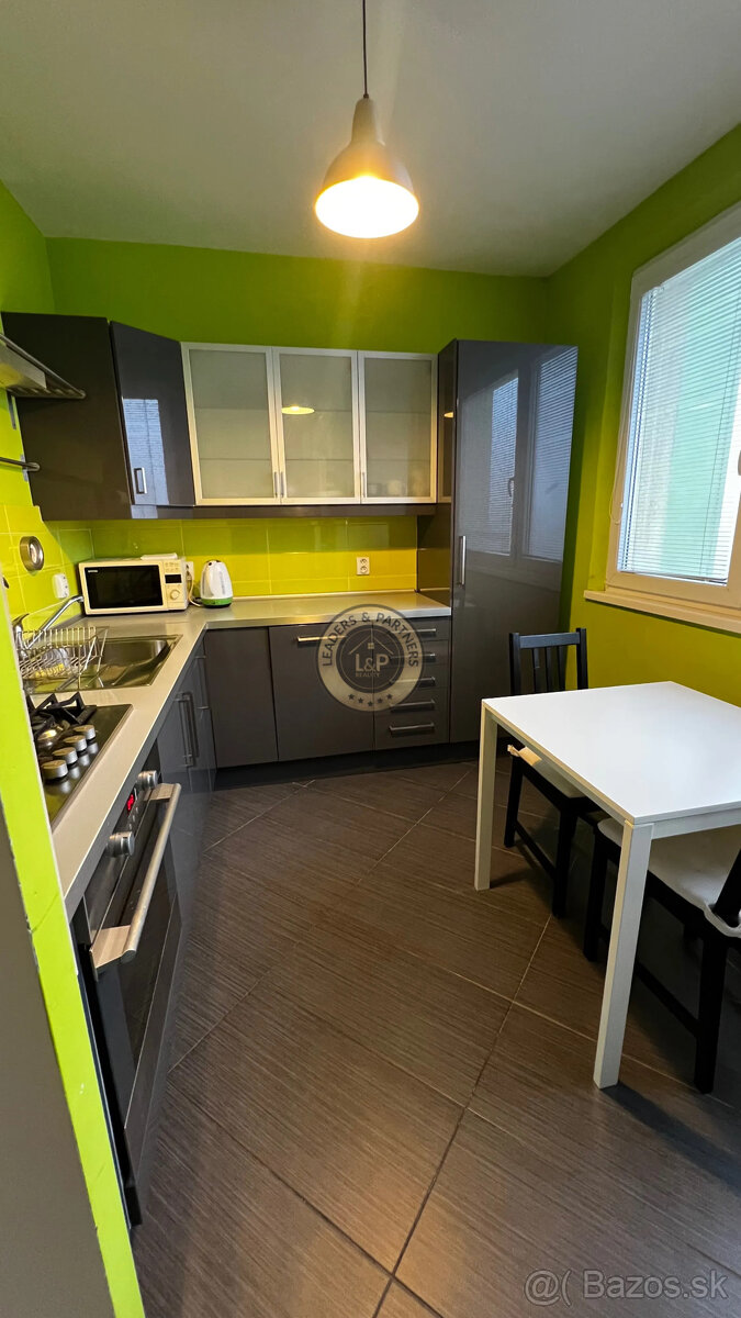 3-izb. byt na prenájom | NÁMESTIE HRANIČIAROV, BA V - 2